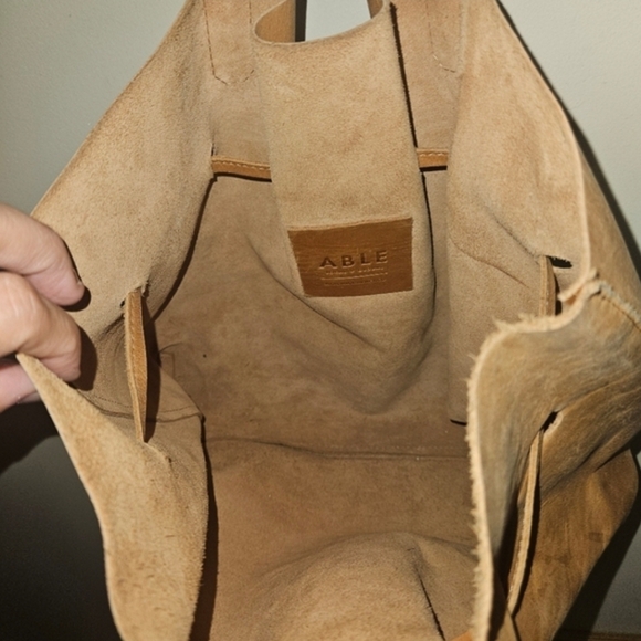 Able Elegant Tan Leather Tote Bag - Picture 3 of 12